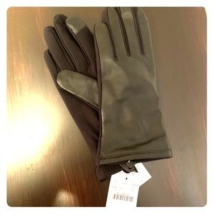 J Crew Women’s gloves
